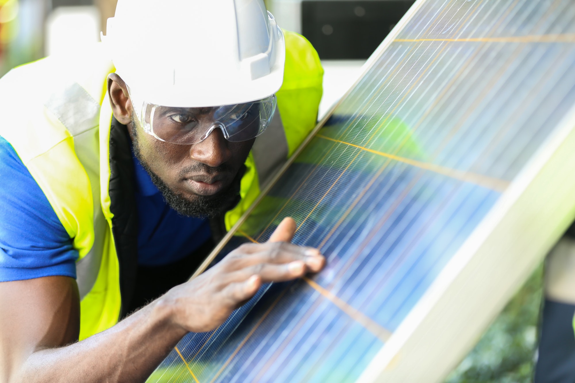 maintenance engineer, Solar energy systems engineer perform analysis solar panels